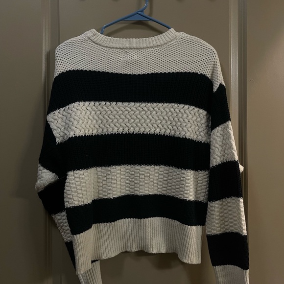 Striped sweater - Picture 6 of 6